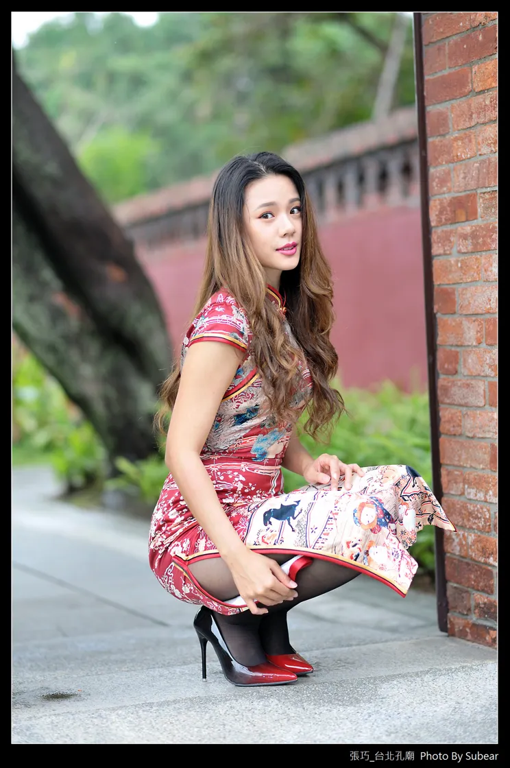 [Mzsock] NO.098 Zhang Qiao cheongsam black silk high heels beautiful legs street photography#[54P]-54